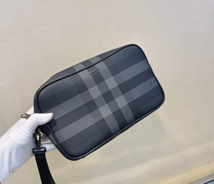 Picture of Burberry Wallets _SKUfw176331614fw